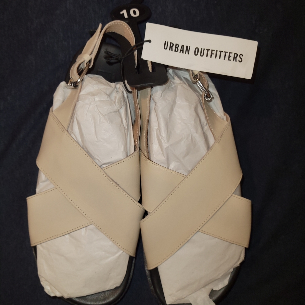 Urban O sandals